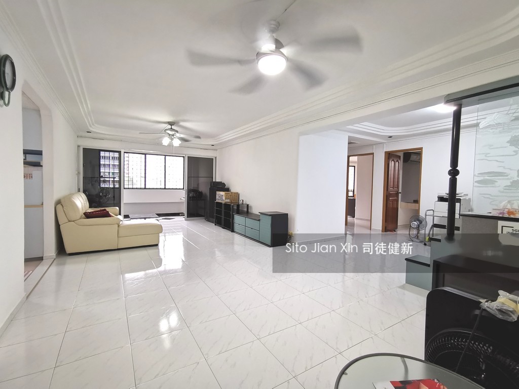 Blk 230D Tampines Street 24 (Tampines), HDB Executive #204740501